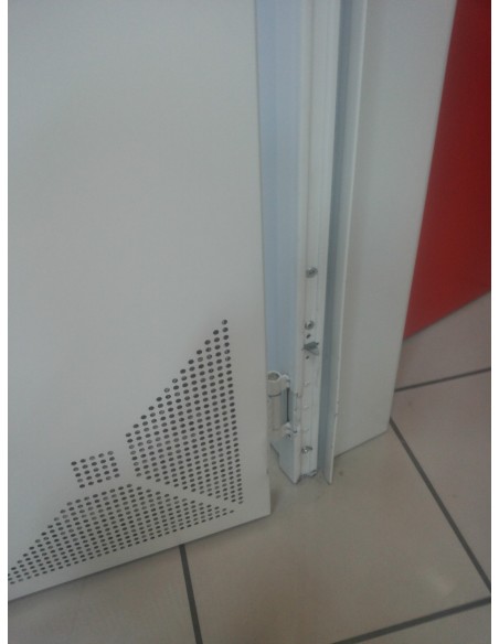 ΠΟΡΤΑ ΑΠΛΗ ΜΕΤΑΛΛΙΚΗ ΜΕ ΕΞΑΕΡΙΣΜΟ